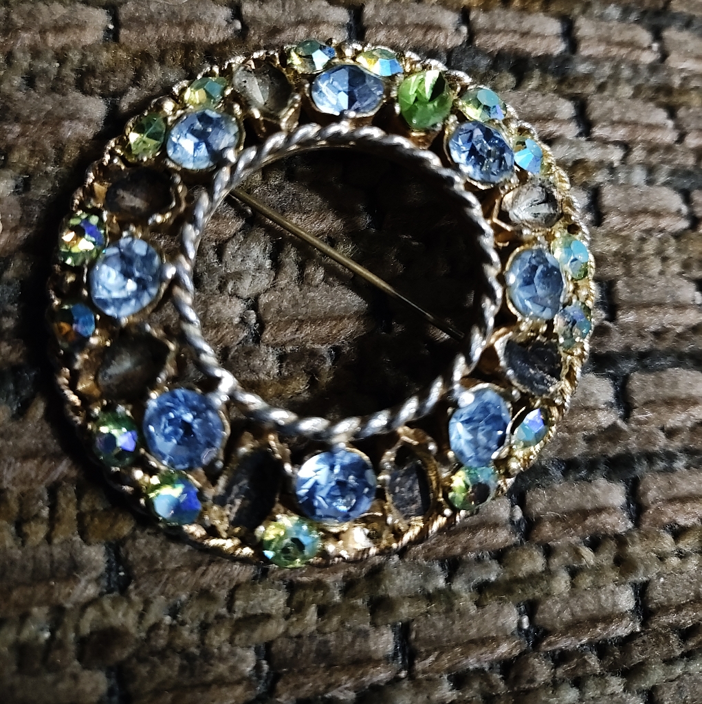 Regency Brooch Pin Gold Blue & Green Rhinestones Signed 1950s Few Missing Stone